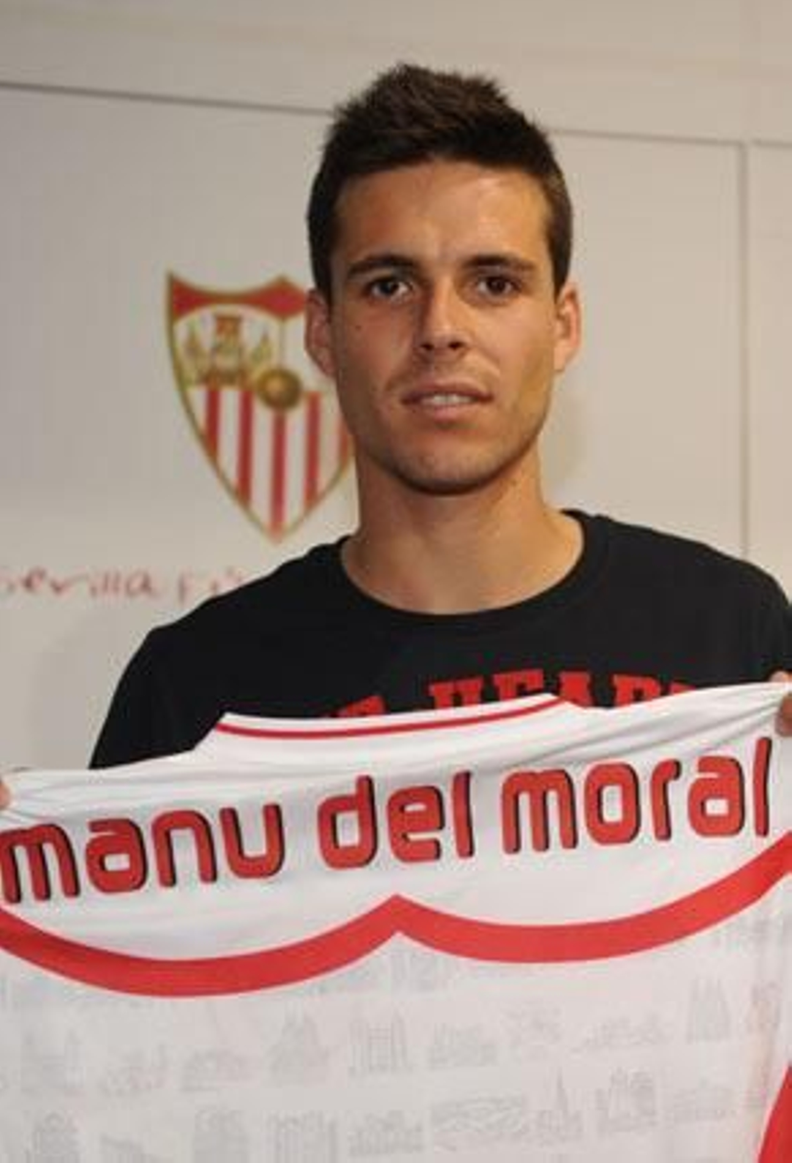 Manu del Moral, delantero
Edad: 27 años
Temp. en el club: 1ª
Goles en 10-11: 10
Contrato hasta: 2015