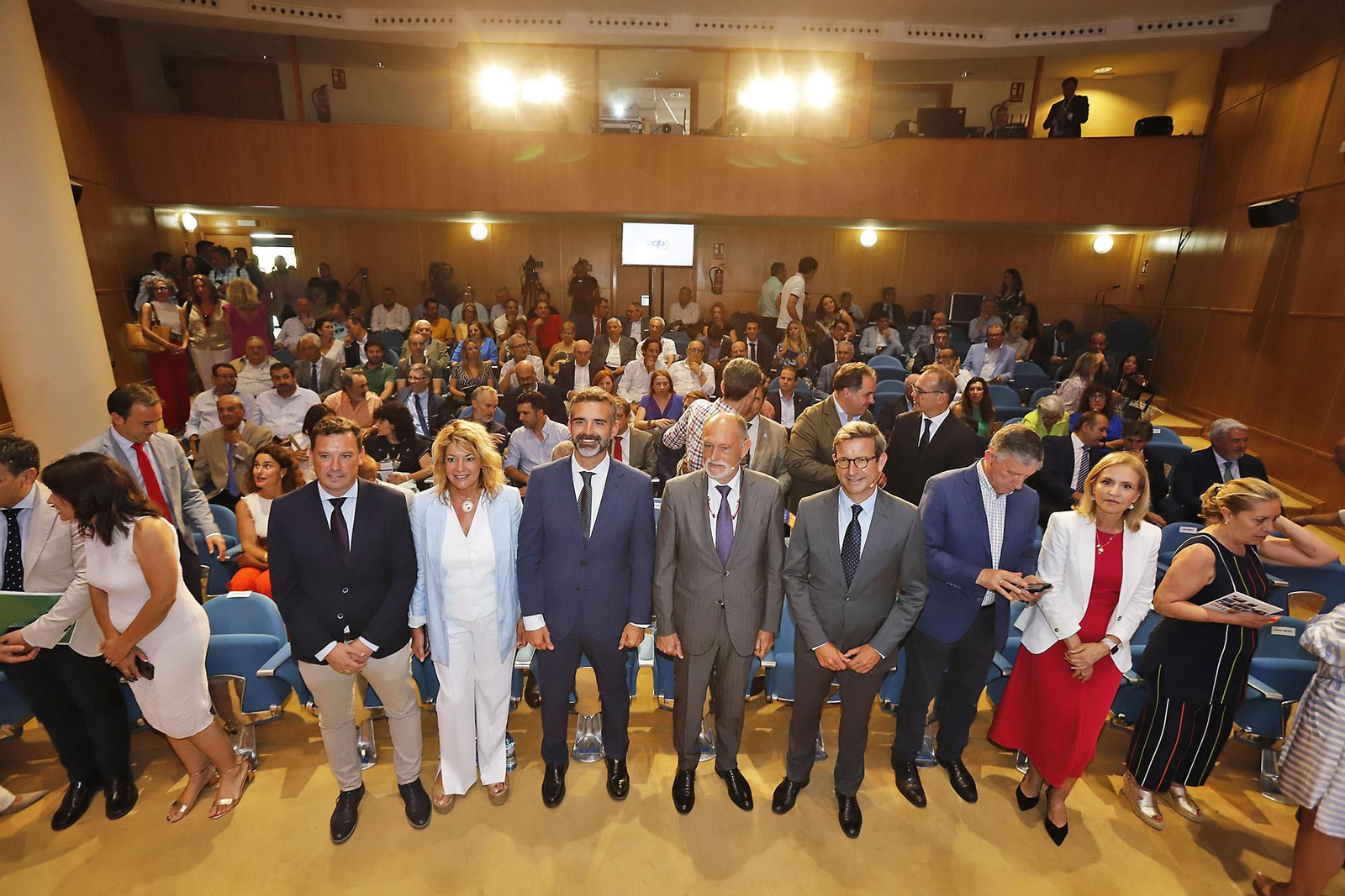 Imágenes de la Presentación de la memoria anual de la Asociación de Industrias Químicas, Básicas y Energéticas de Huelva (Aiqbe)