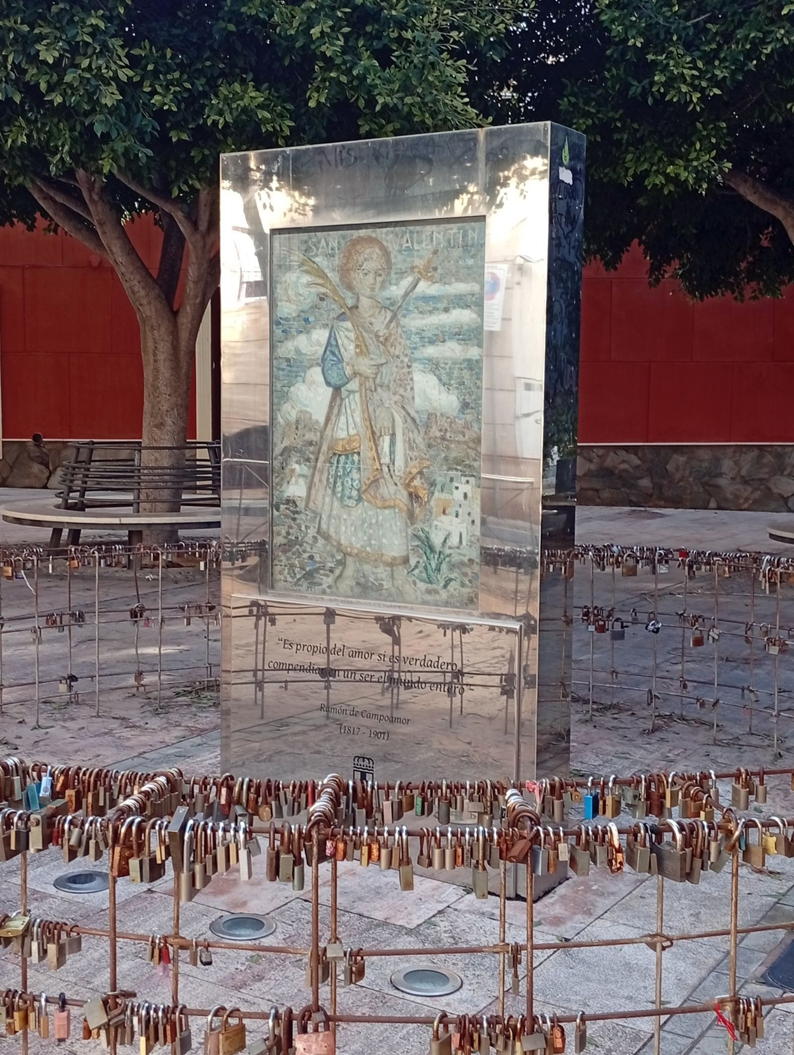 San Valentín en la Plaza Campoamor.