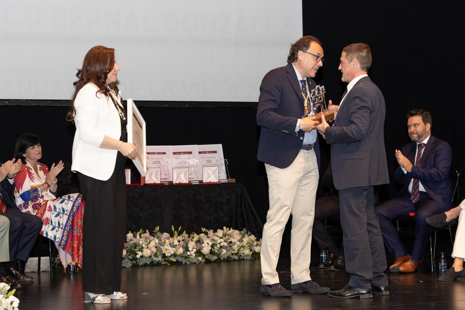 Estas son las imágenes de la entrega de los Premios Villa de Torredelcampo 2024