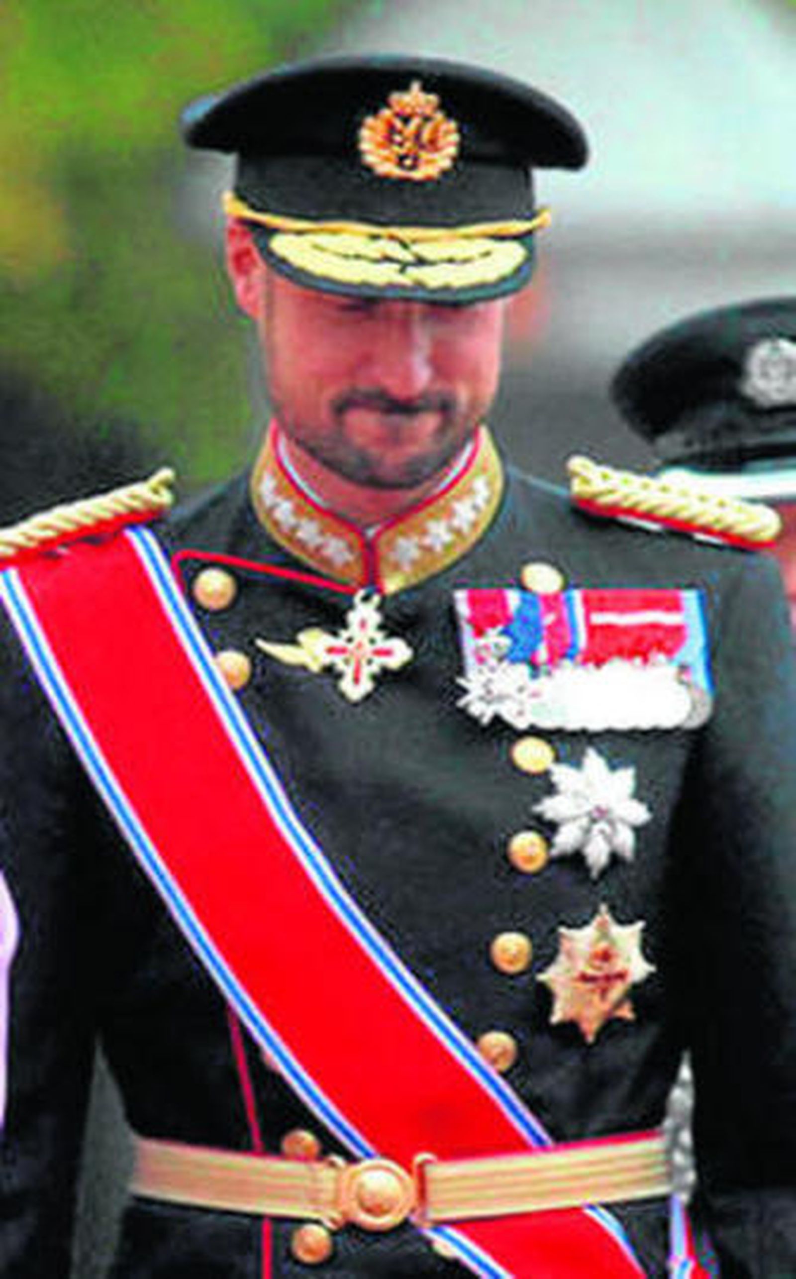 Noruega da un tirón de orejas al príncipe Haakon