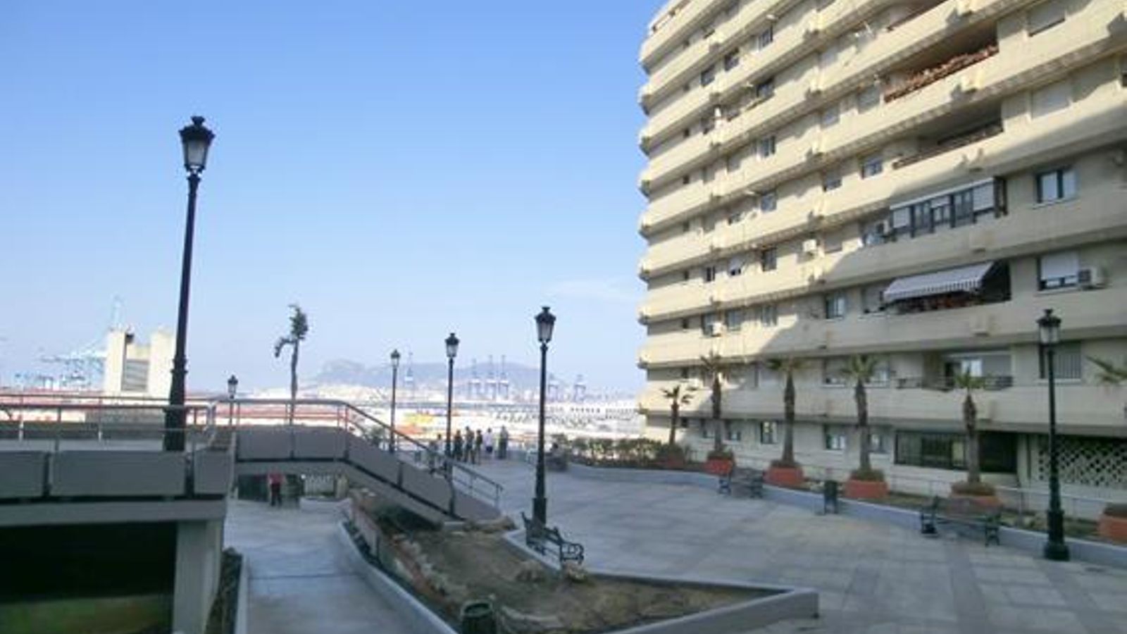Plaza virgen de Las Lágrimas. Plaza virgen de Las Lágrimas.