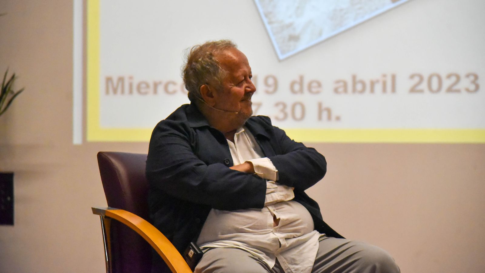 Fotos de la conferencia de Rosa María Calaf con Juan Jose Téllez