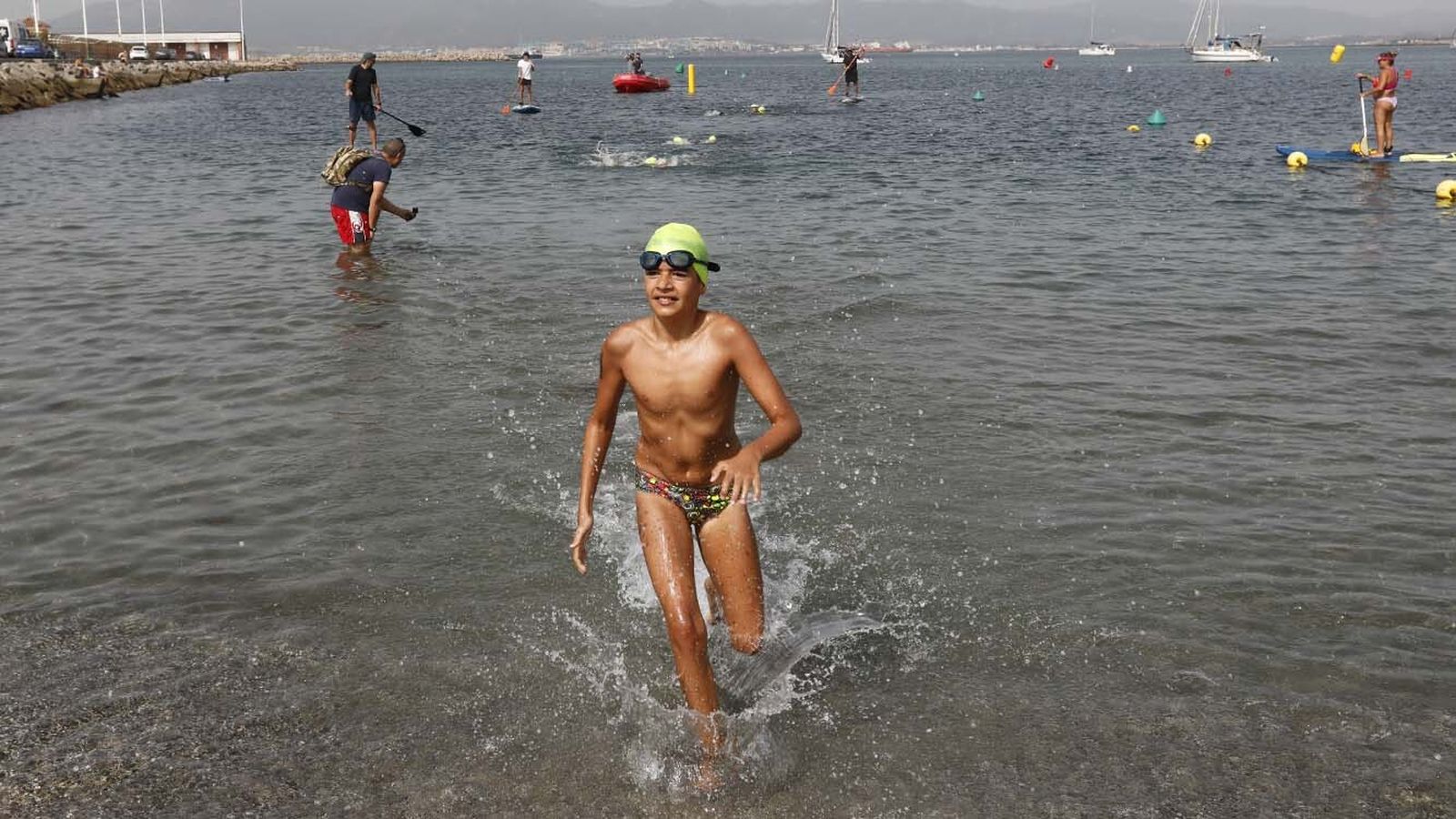 Las fotos de la IX Tragamillas solidaria de la Línea
