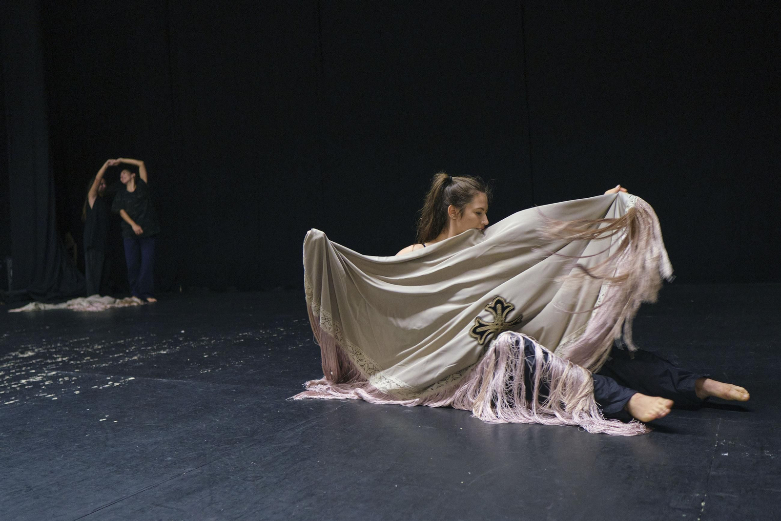 Ensayo de Mercedes de Córdoba, en la Fundación Cultural