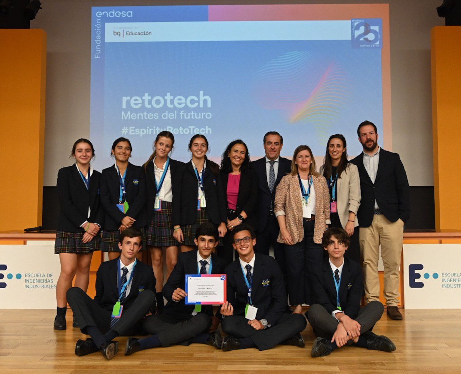 Los alumnos del colegio Highlands de Sevilla que han obtenido un premio