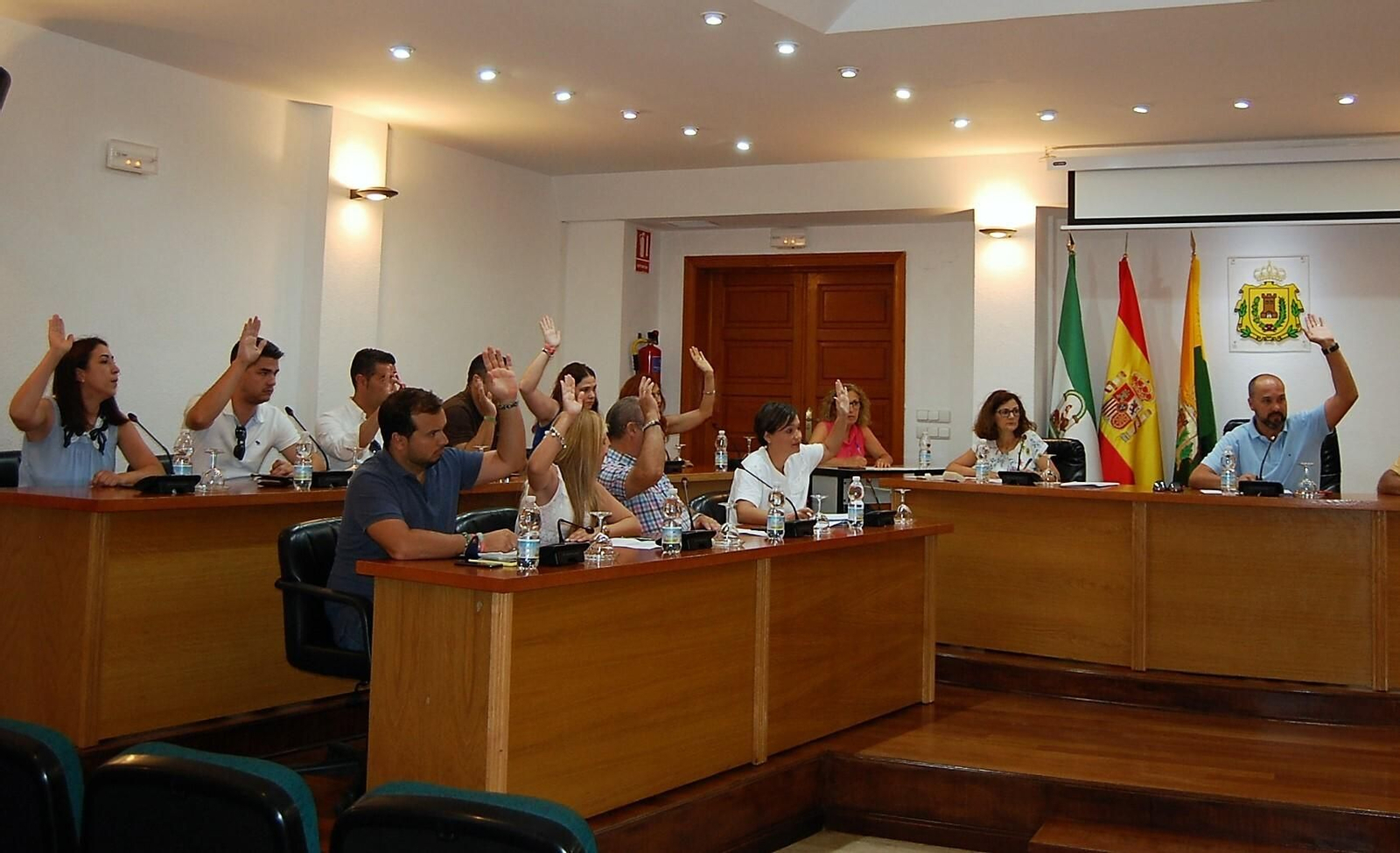 El equipo de gobierno de Los Barrios durante un Pleno.
