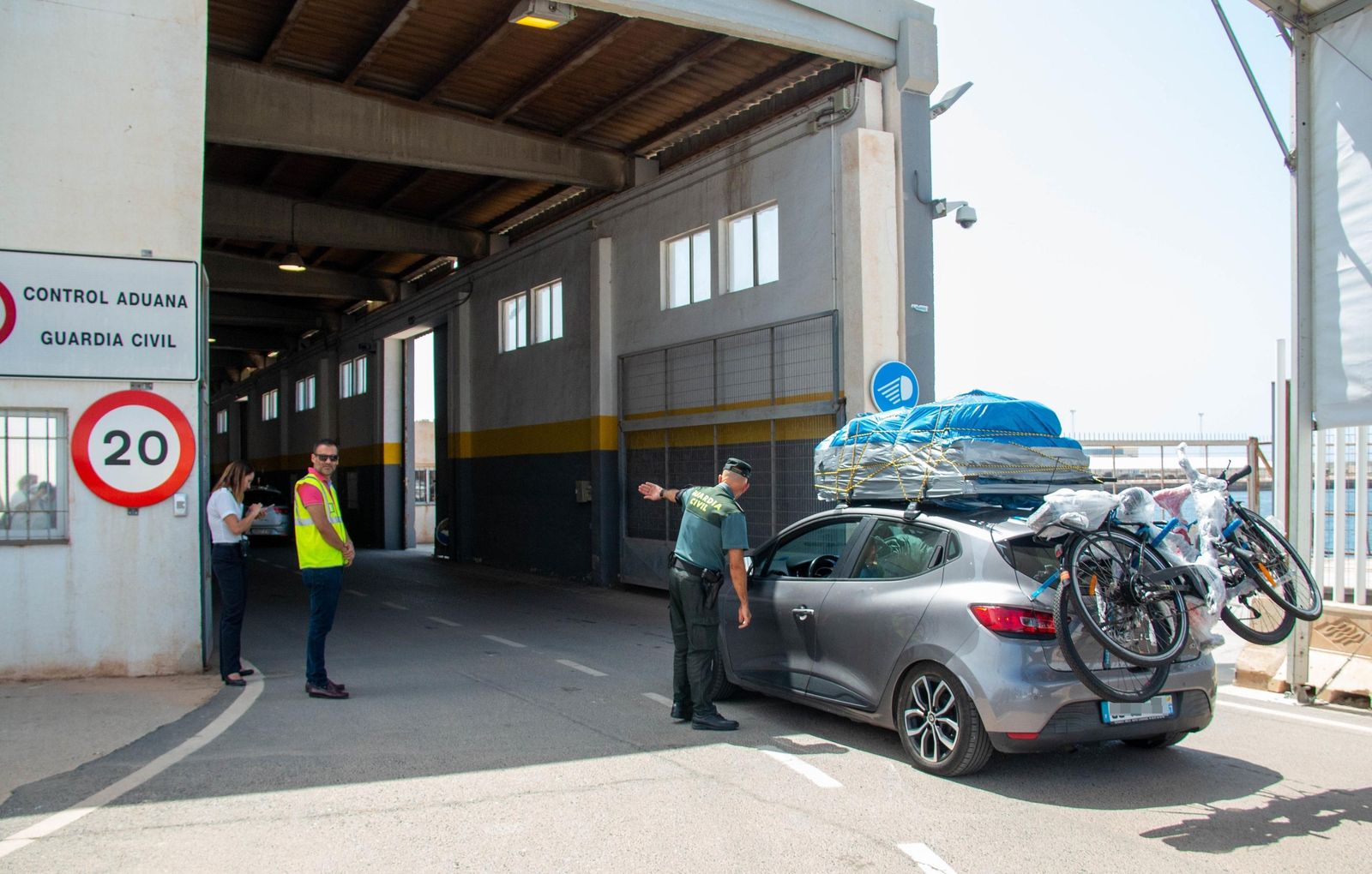 Más de 65.300 pasajeros utilizan el Puerto de Motril durante la operación salida de la OPE 2023