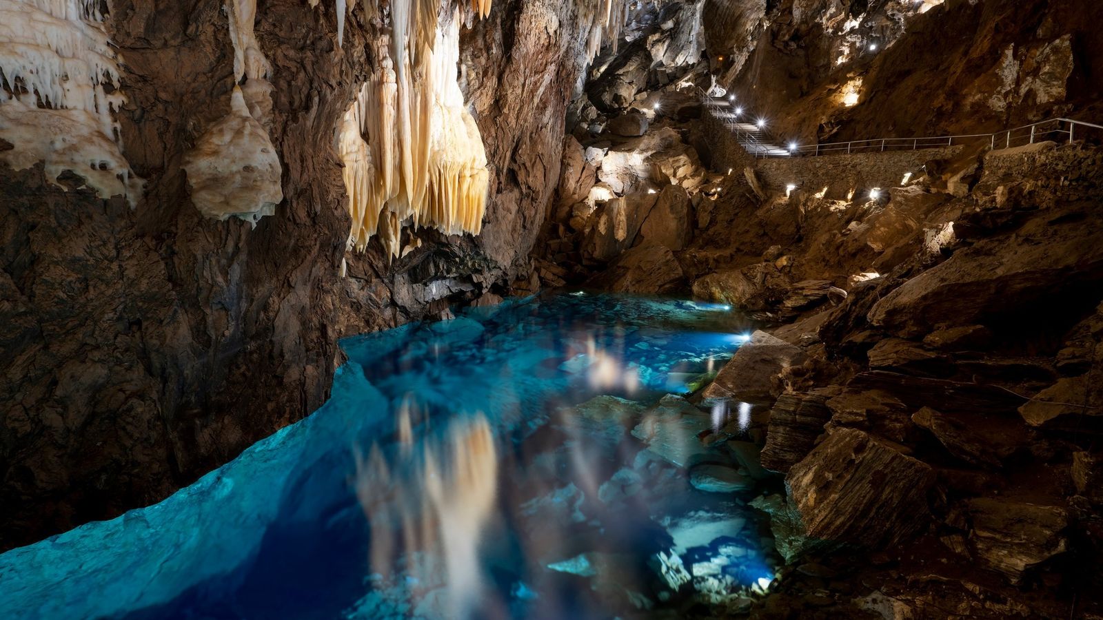 Gruta de las Maravillas