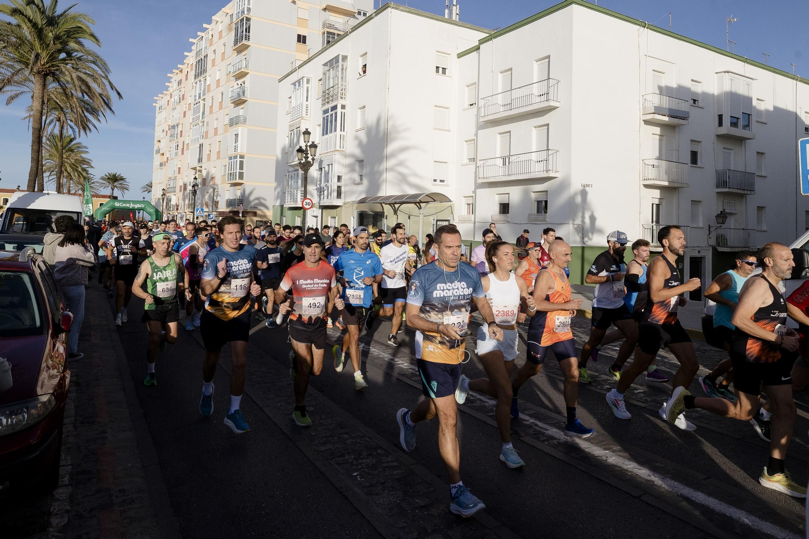 Búscate en las imágenes de la "II Media Maratón Ciudad de Cádiz"