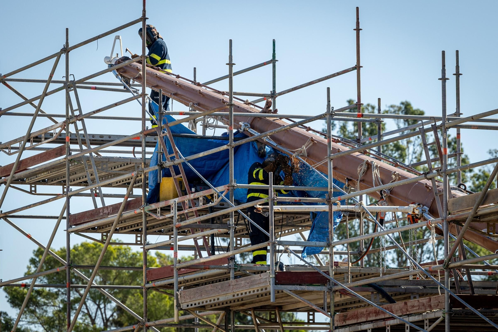 Armada: Las imágenes del 'Juan Sebastián de Elcano' de obras en Navantia San Fernando