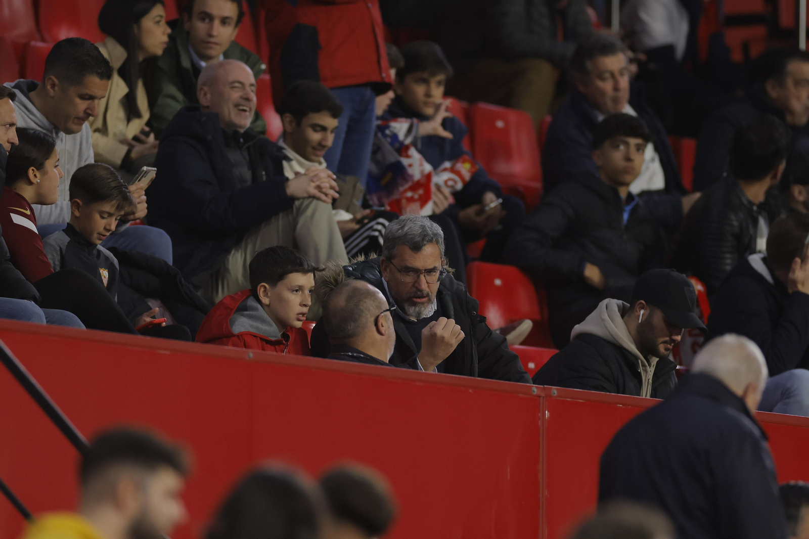 Búscate en las fotos del SEVILLA FC-PSV EINDHOVEN