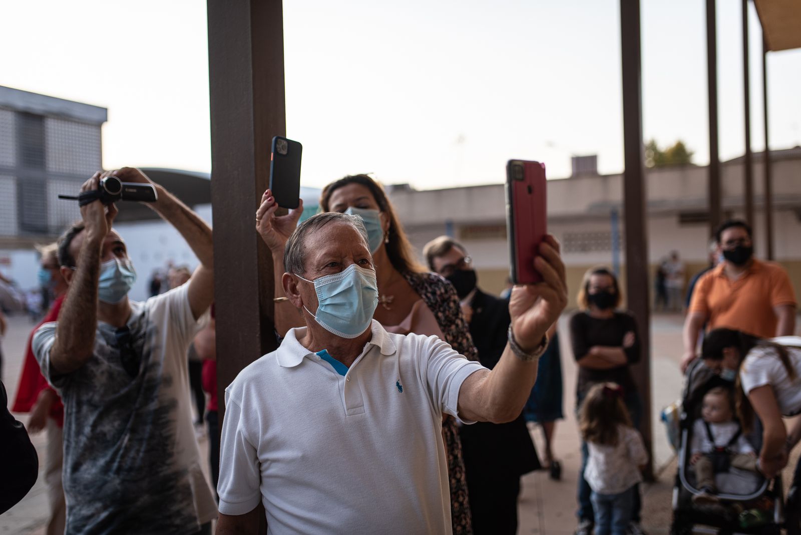 La procesión de la Virgen del Pilar por la Hispanidad en imágenes