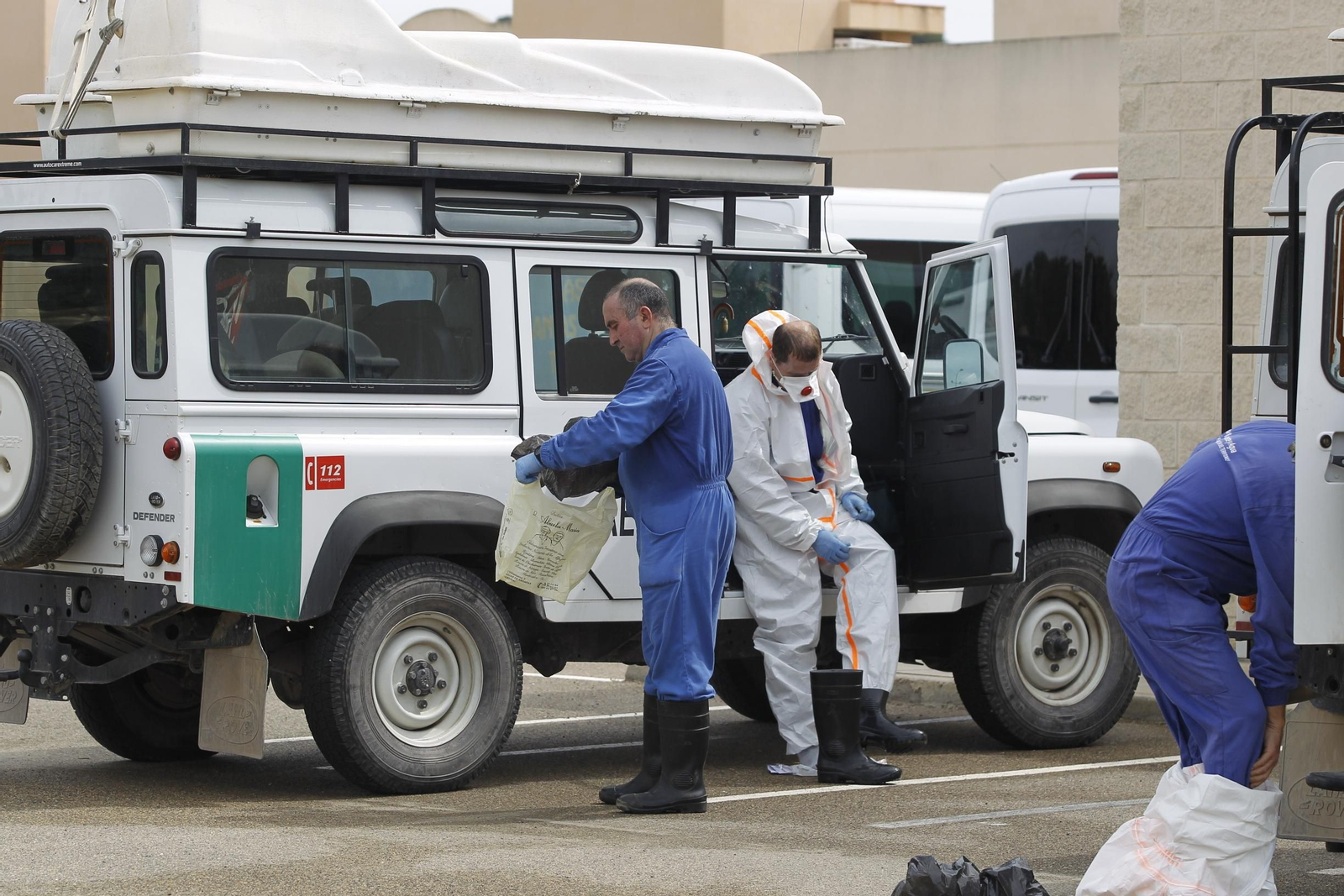 Fotogalería actuación INFOCA y UME por el coronavirus en Almería. Covid-19