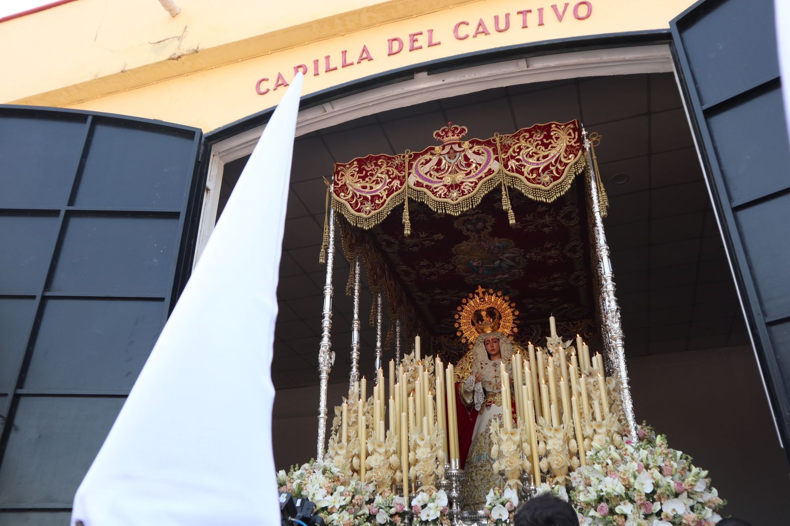 Lunes Santo, Hermandad del Cautivo