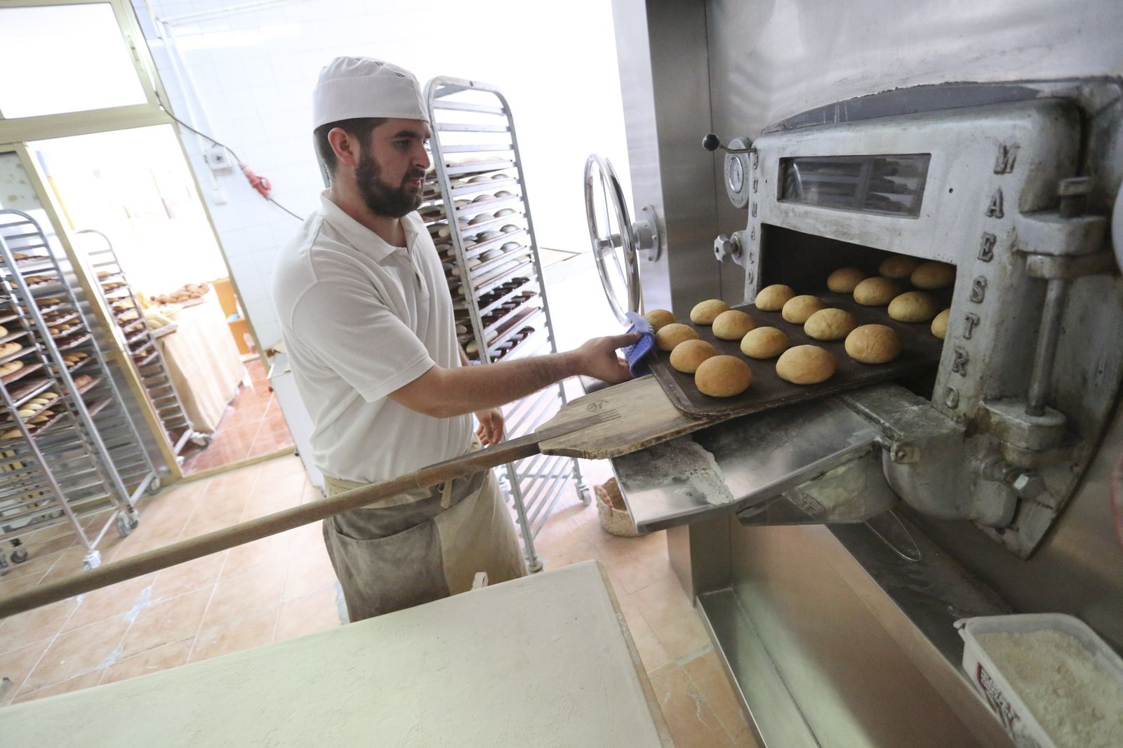 Sale del horno la nueva ‘ley del pan’
