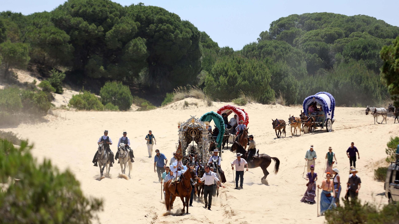 Jueves de camino de la Hdad de Jerez por el Coto Doñana