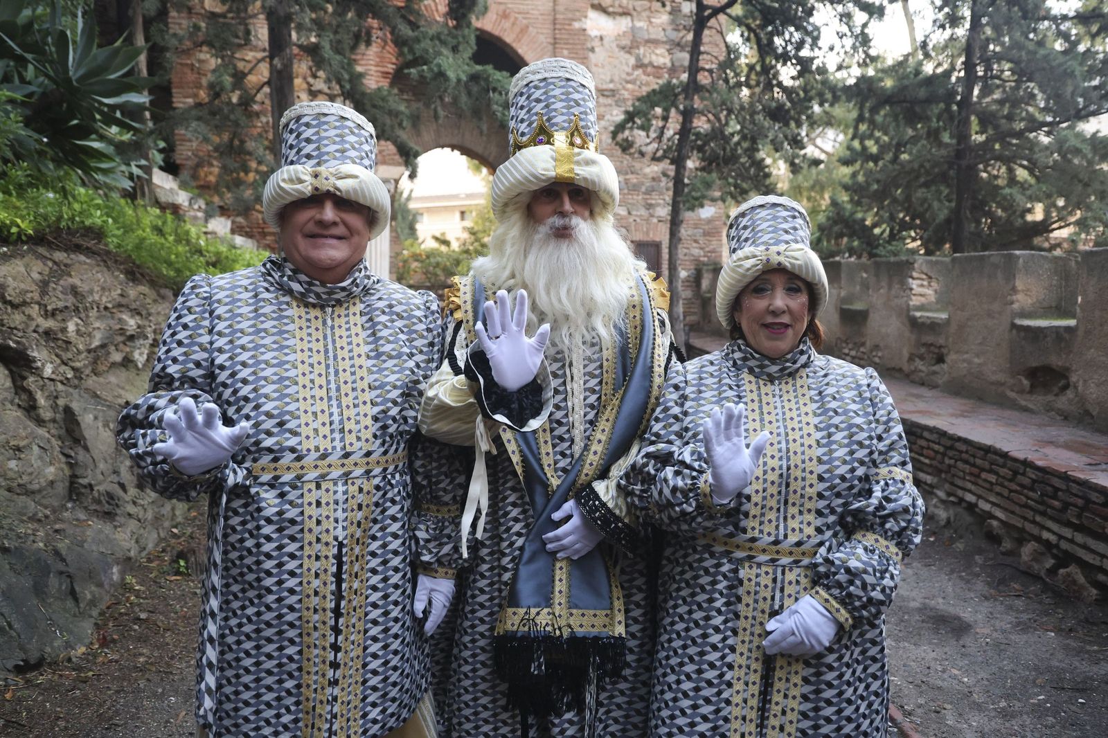 Los Reyes Magos llenan Málaga de ilusión tras la lluvia