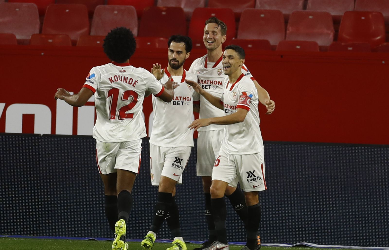 De Jong, protagonista de la noche.