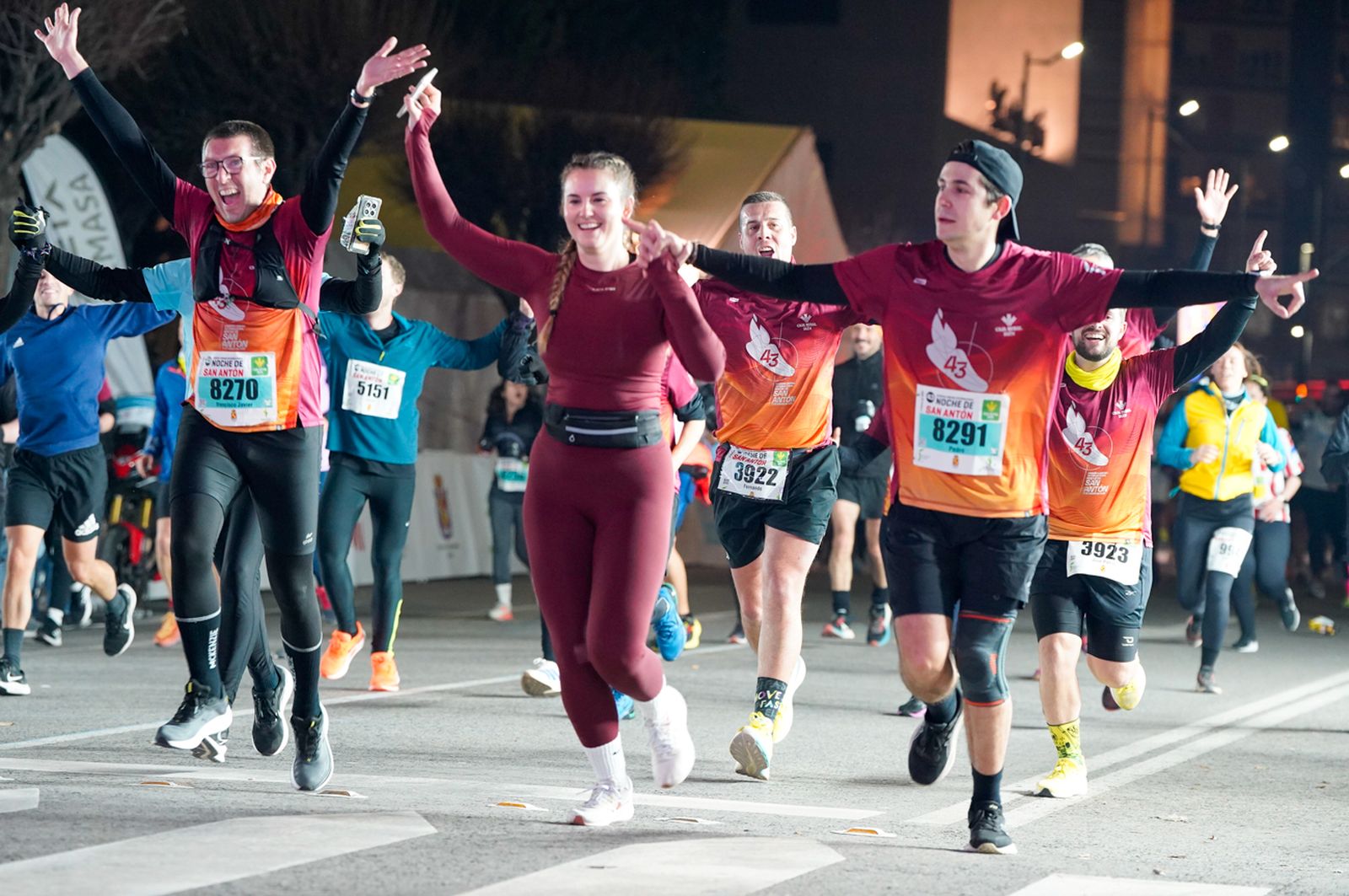 En imágenes: búscate en tu llegada a meta de la Carrera de San Antón 2026 (1)