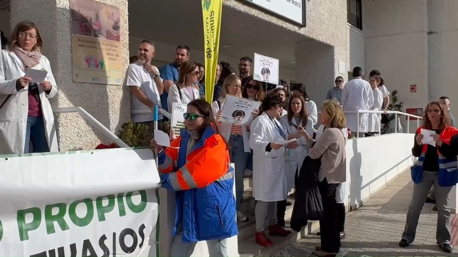 Los médicos se concentran en el Hospital de Motril en la última jornada contra el Estatuto Marco