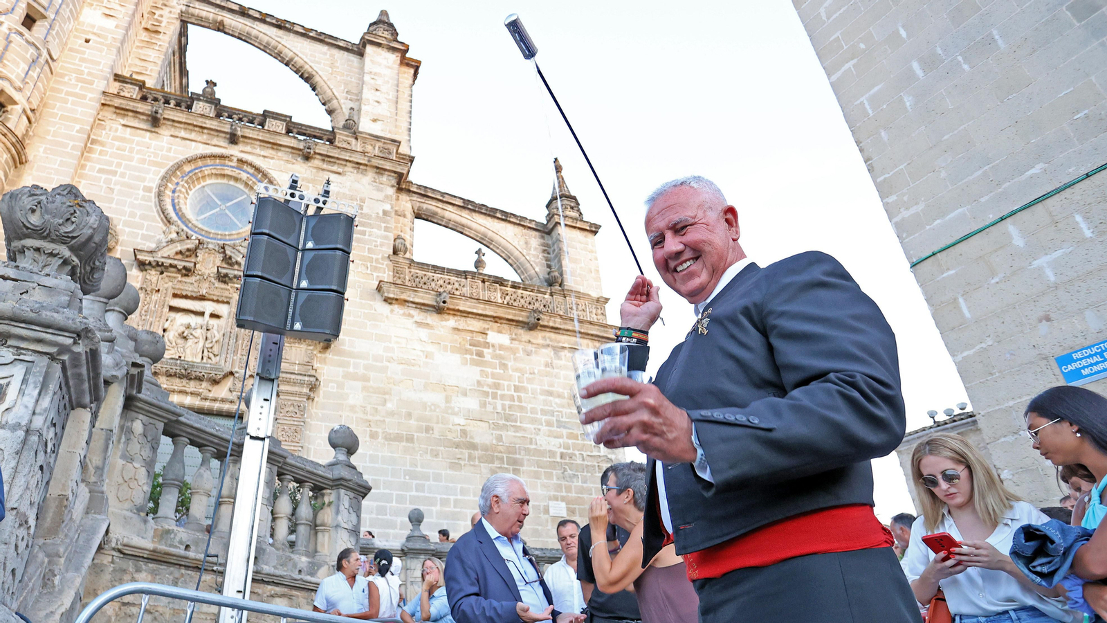 Tradicional Pisa de la Uva en la Catedral de Jerez 2023
