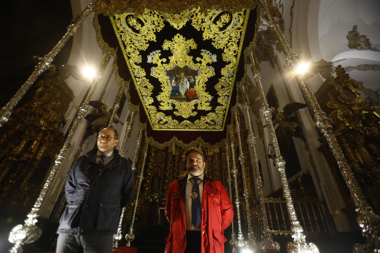 La presentación del techo de palio de la Virgen de la Candelaria de Córdoba, en  imágenes