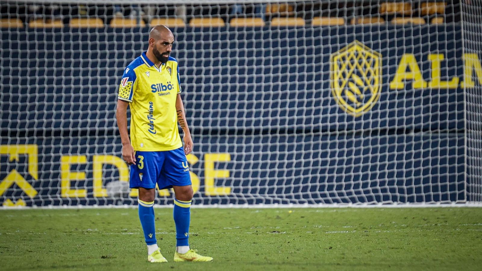 Búscate entre las imágenes del partido de futbol Cádiz CF - Málaga CF