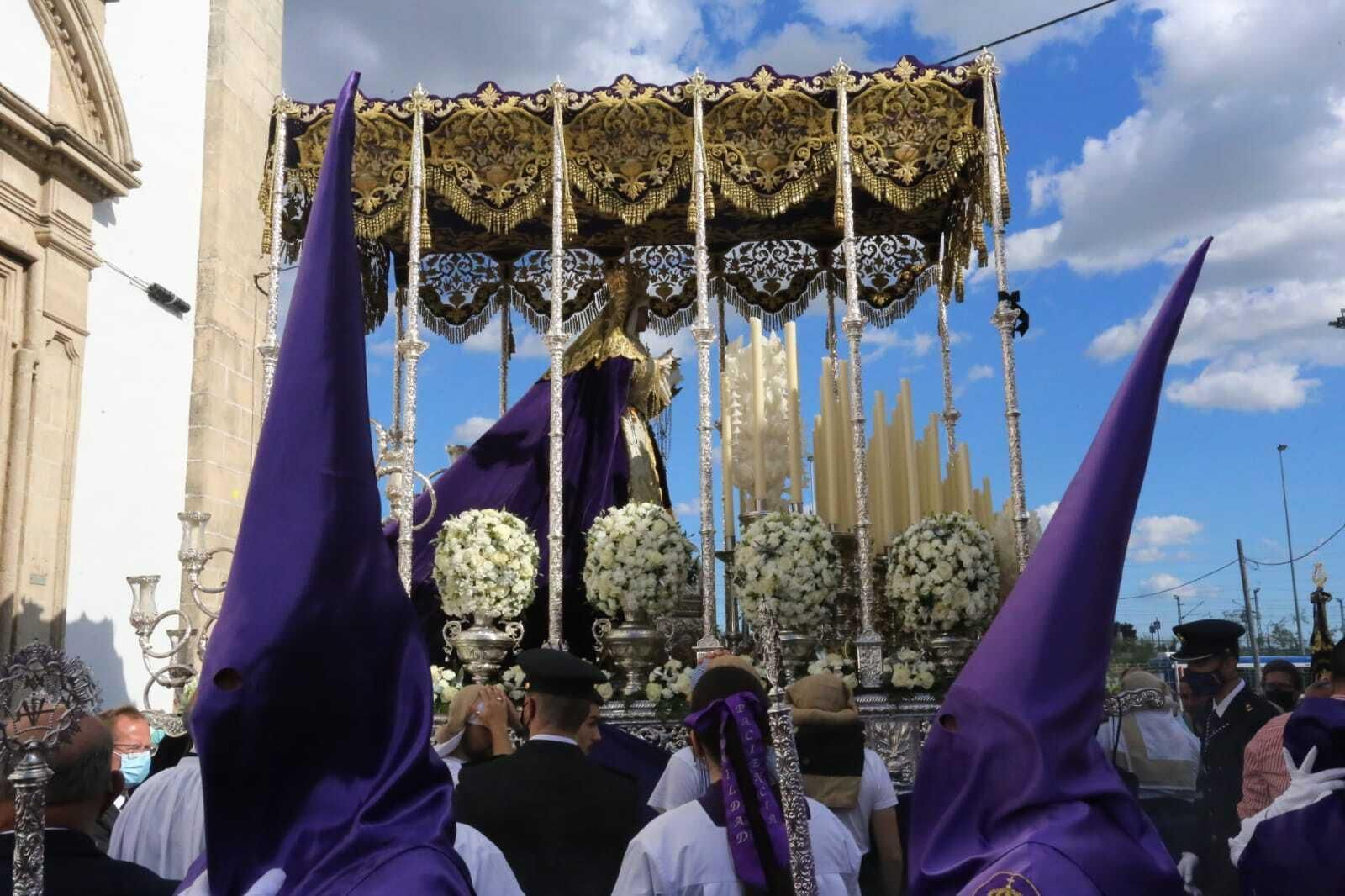 Jueves Santo en El Puerto: Las imágenes de la Humildad y Paciencia