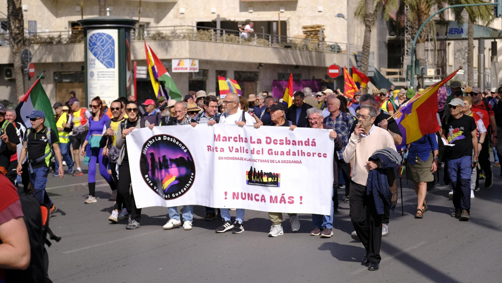 La Marcha de la Desbandá, en imágenes