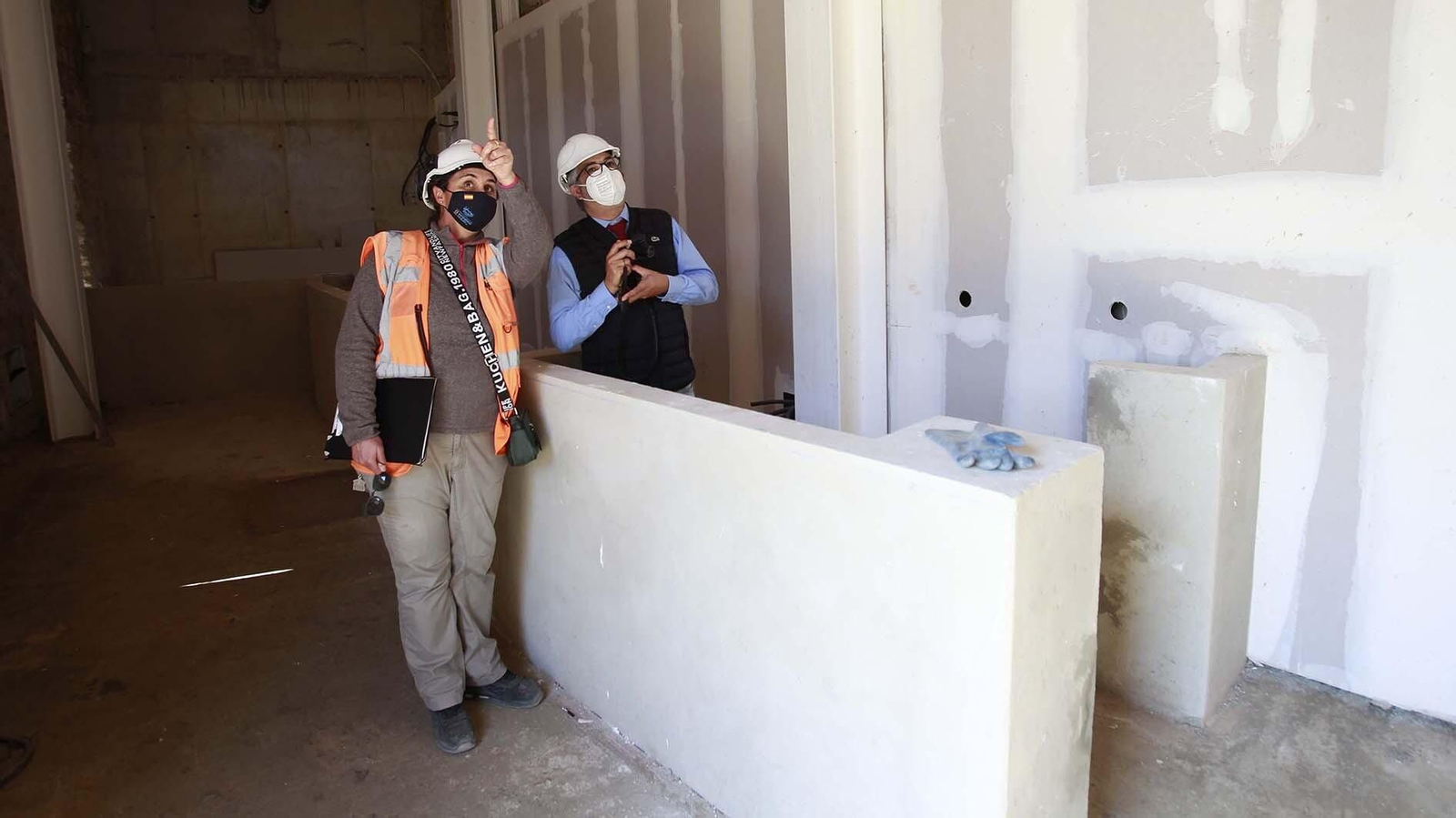 Las fotos de las obras de la plaza de toro de la Línea