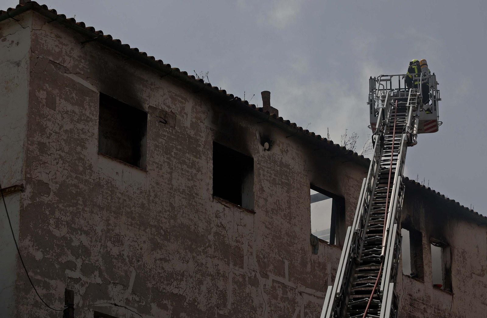 Fotos del incendio en el Patio de Soto en Algeciras Fotos del incendio del Patio de Soto en Algeciras