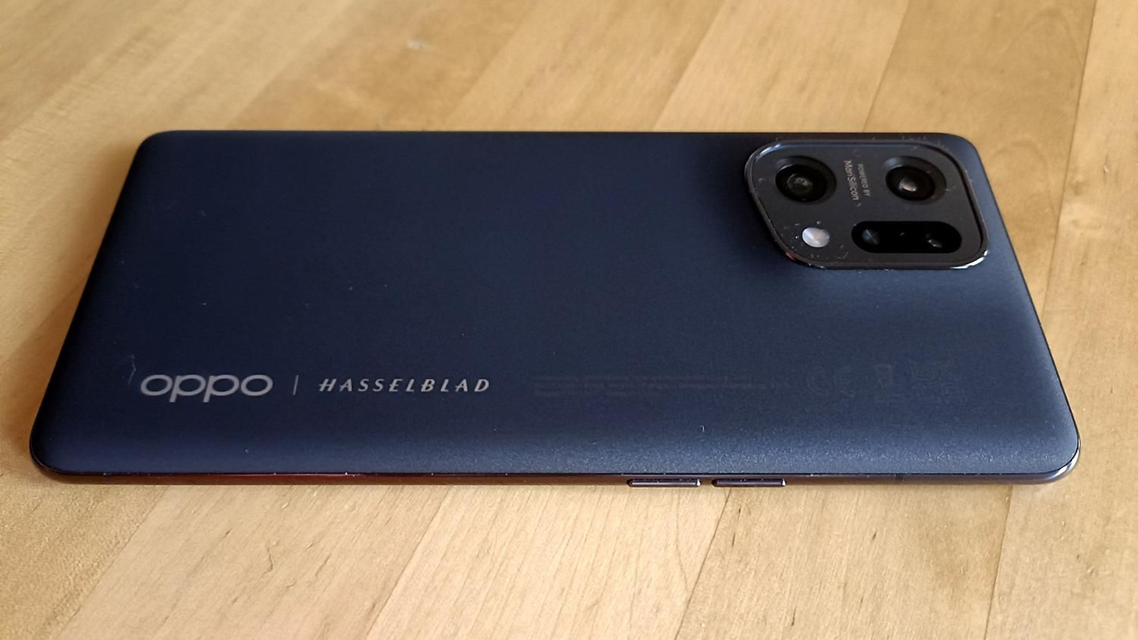 Oppo Find X5