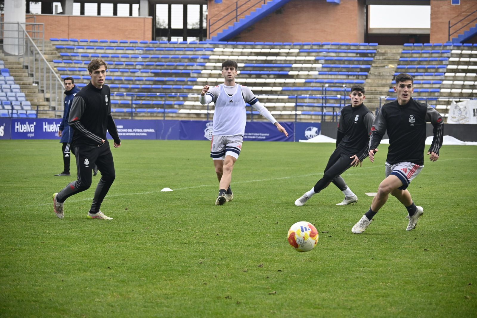Las fotografías del entrenamiento del Recre en el Nuevo Colombino