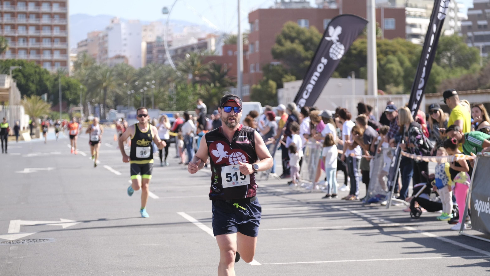 Imágenes de la Carrera del Puerto de Almería 2023