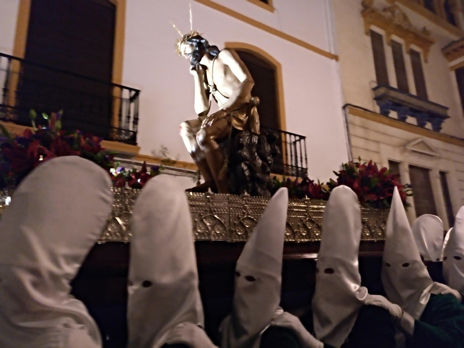 Un momento de la procesión extraordinaria de la Humildad, ayer en Baena