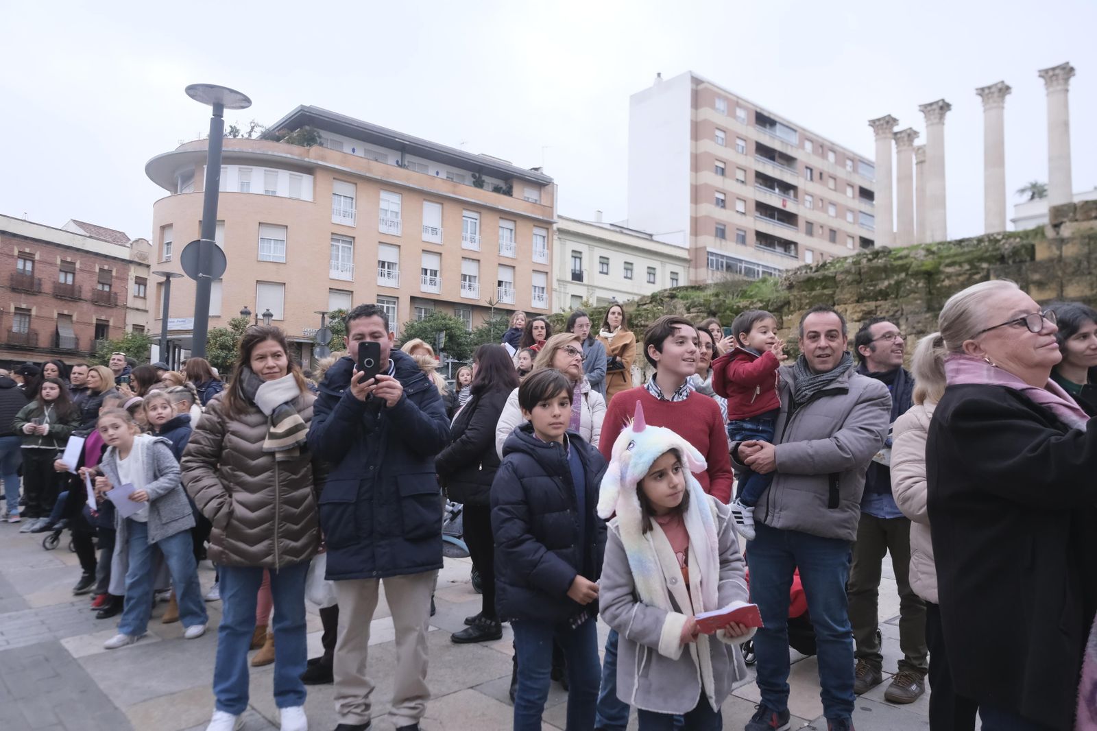 El Cartero Real de Córdoba recoge las ilusiones de los más pequeños, en imágenes