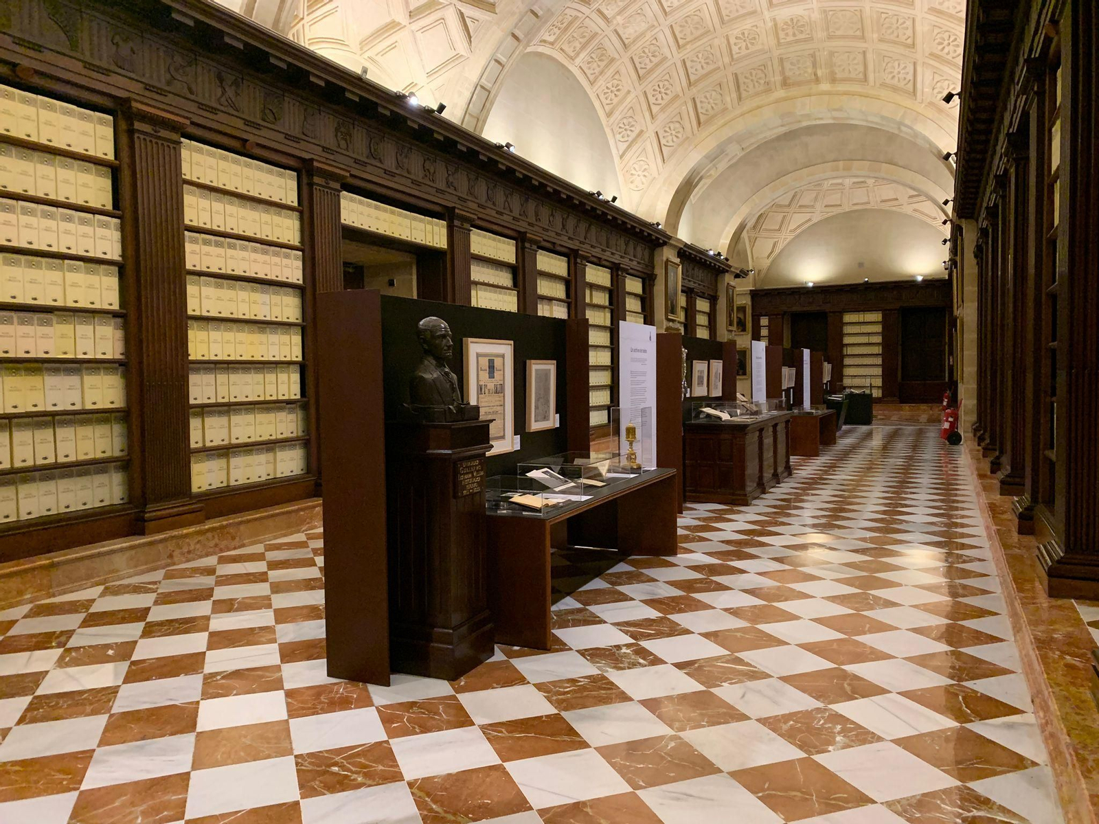 Documentos expuestos en la muestra.