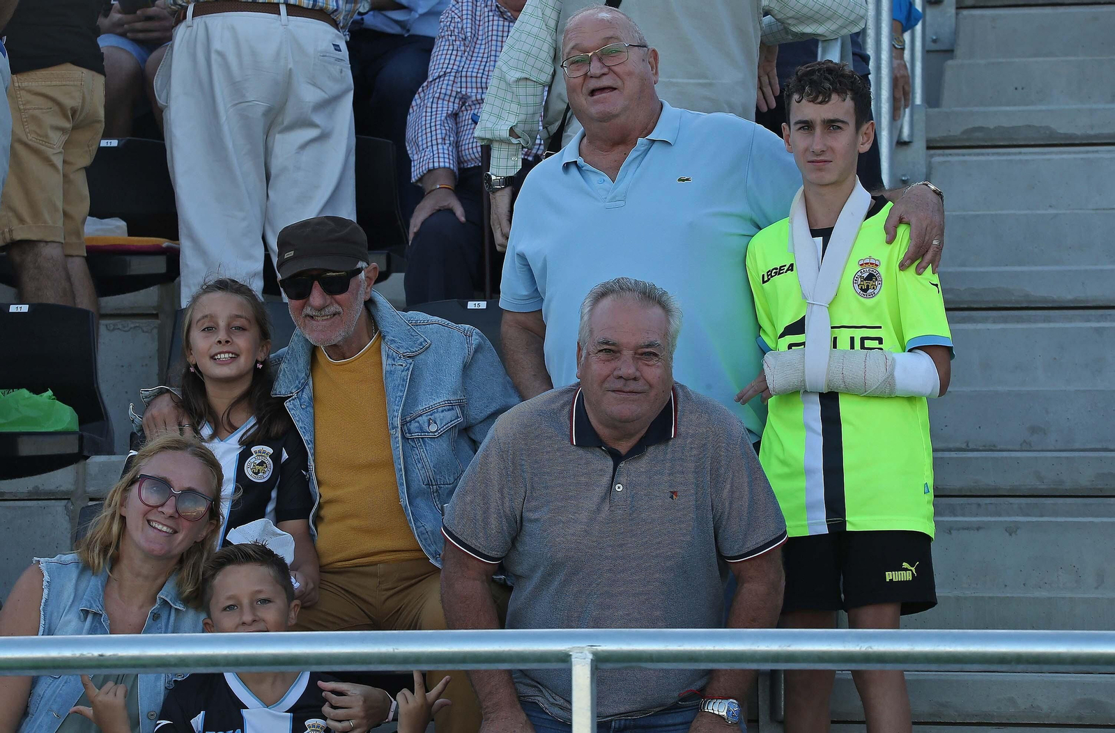 Búscate en el Balona - Águilas celebrado en el Ciudad de La Línea