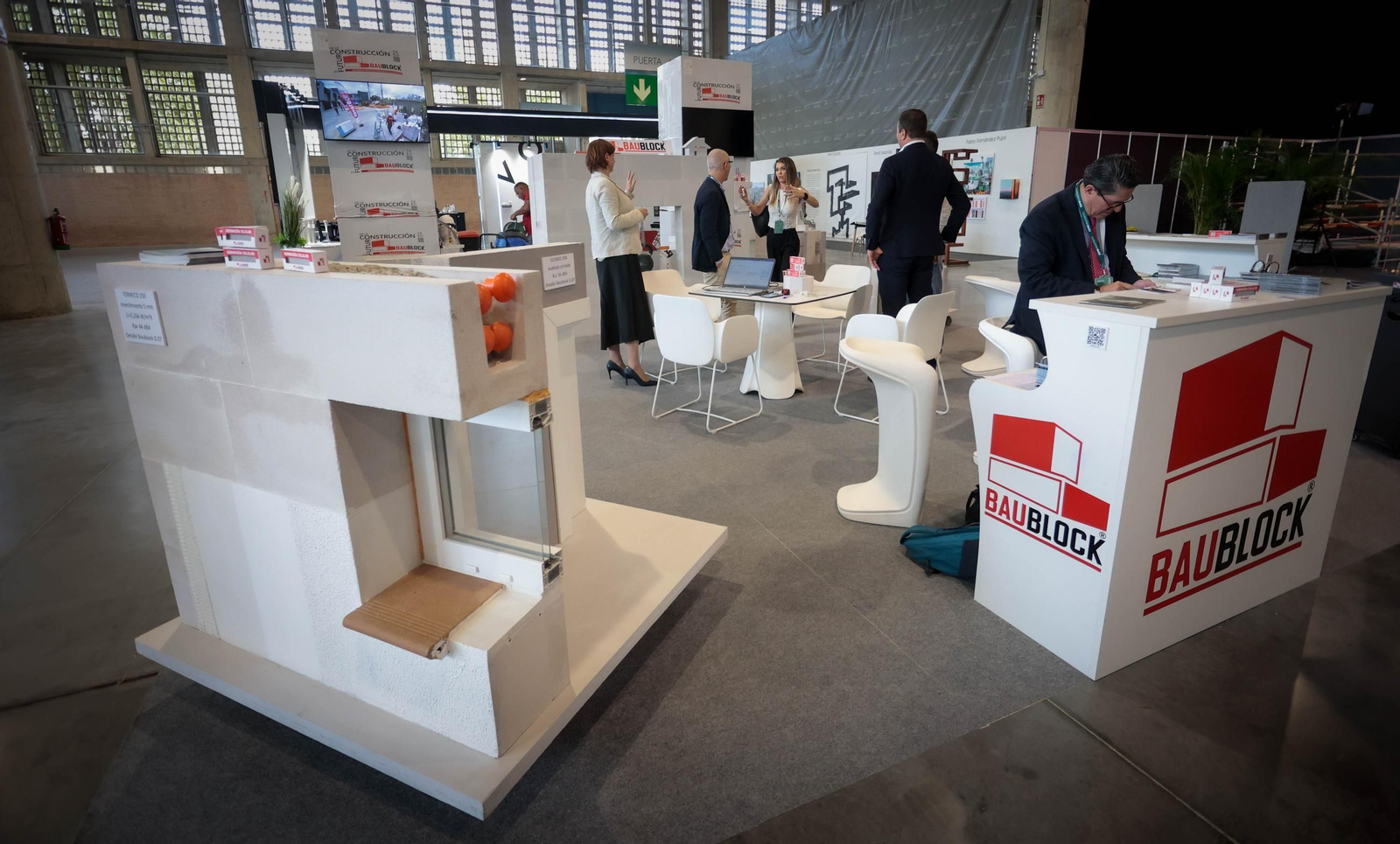 Imágenes de la inauguración de ExpoConstruye en IFECA Jerez