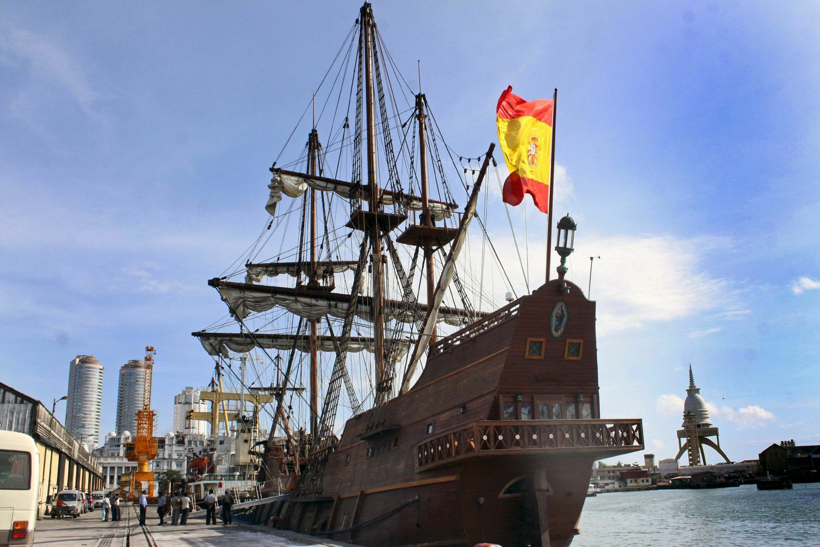 El Galeón Andalucía atraca en al Puerto de Motril: ¿cuál es el horario de visita?
