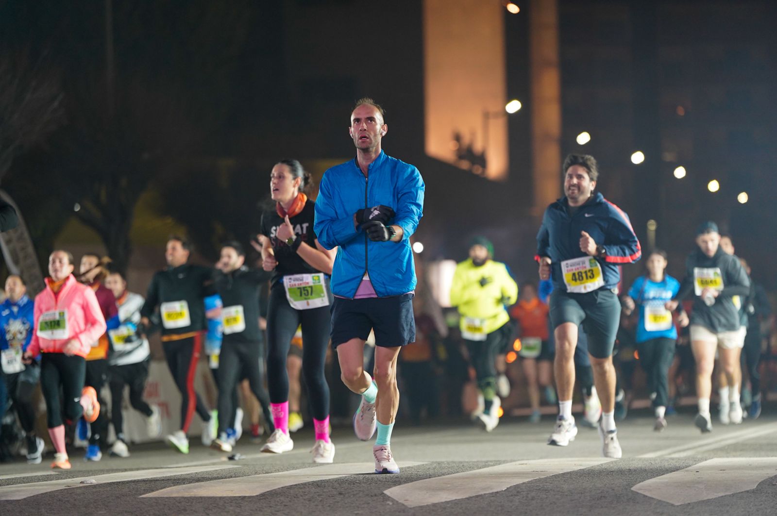 En imágenes: búscate en tu llegada a meta de la Carrera de San Antón 2026 (10)