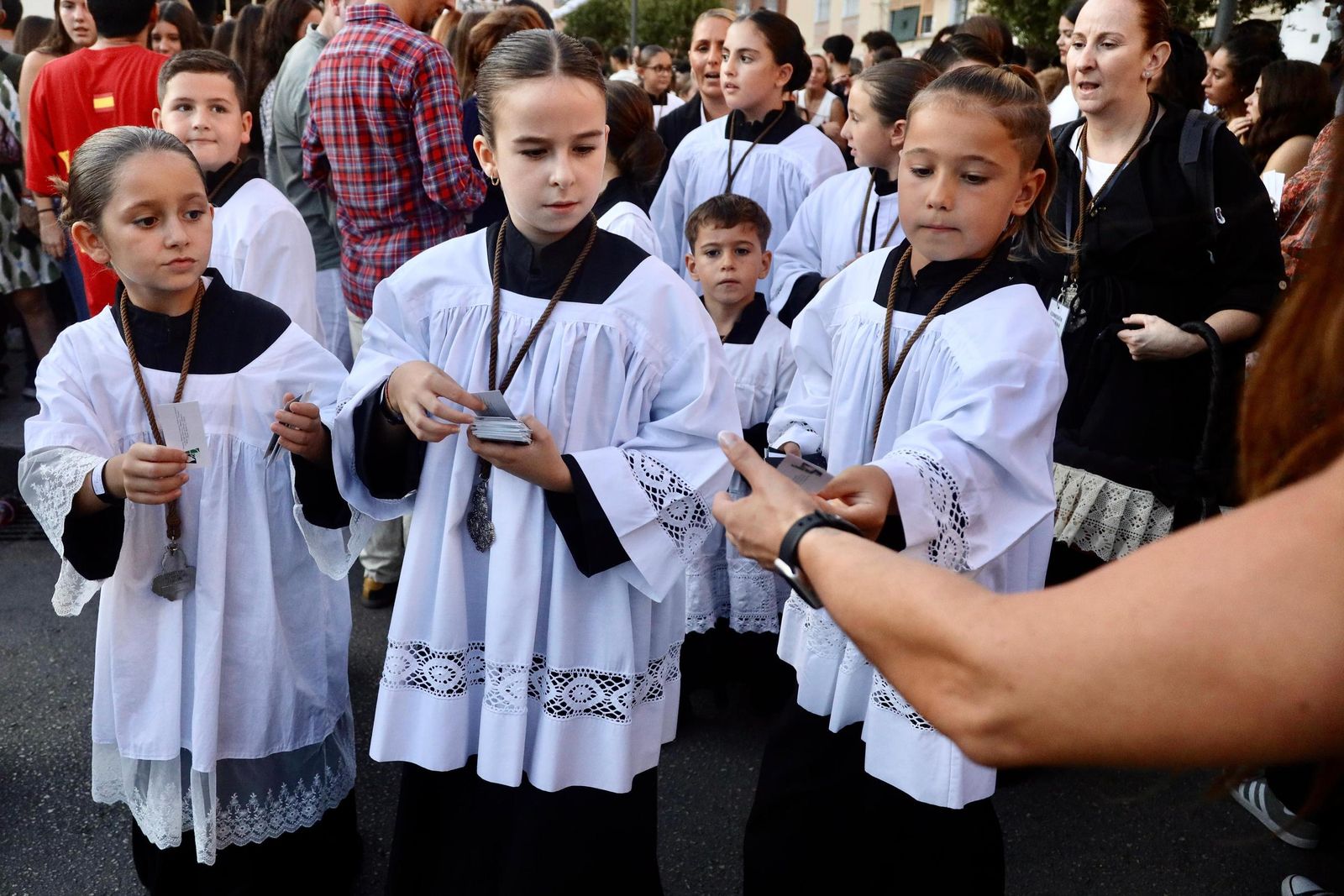 La procesión de la Virgen en Cruz de Humilladero por sus 25 años, en fotos