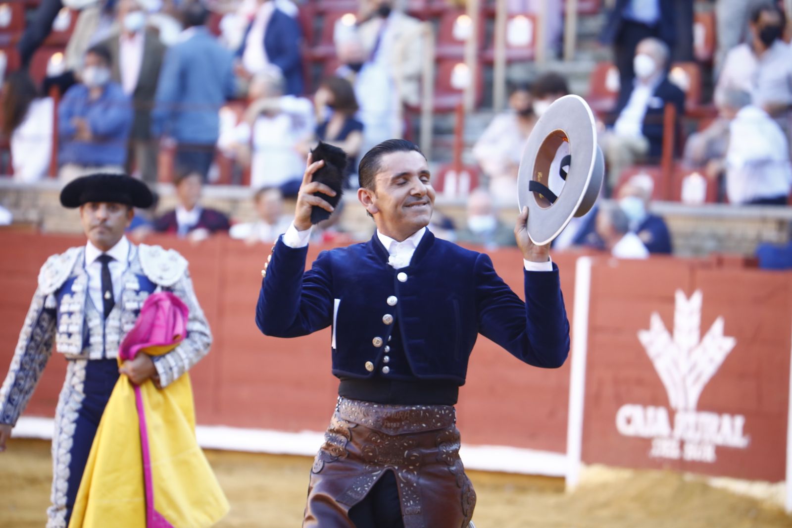 Las fotografías de la corrida mixta de la Feria Taurina de Córdoba con Roca Rey, Aguado y Ventura