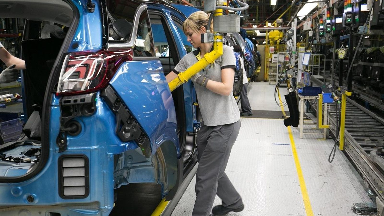 Stellantis ha presentado dos proyectos, uno con la factoría de Figueruelas como centro neurálgico del mismo y el otro con las de Vigo y Villaverde como objetivo principal.