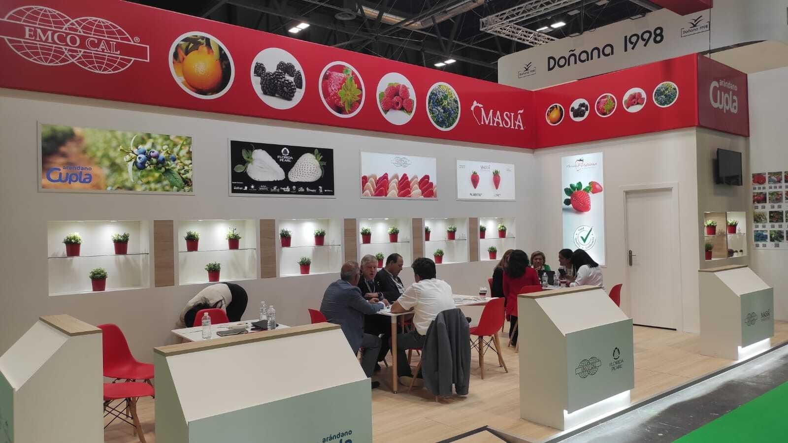 La presencia de Huelva en el primer día de Fruit Atracttion, en imágenes