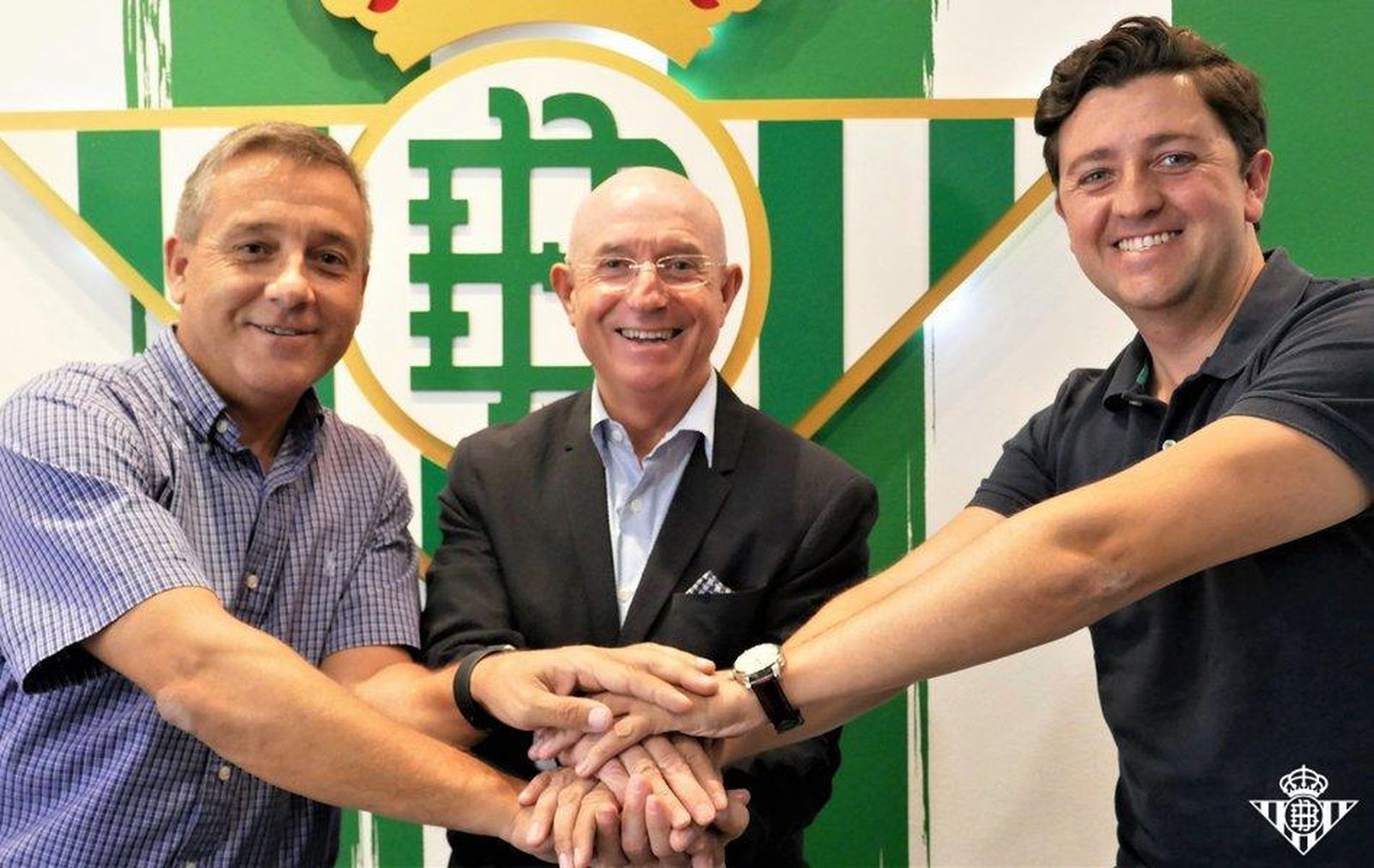 Miguel Calzado, junto a Serra Ferrer y Pep Alomar.