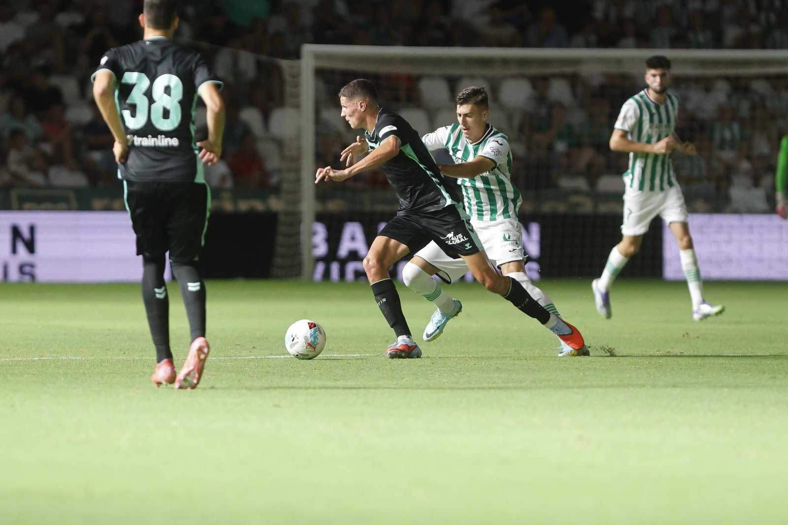 Las mejores fotos del partido en El Arcángel entre el Córdoba CF y el Real Betis