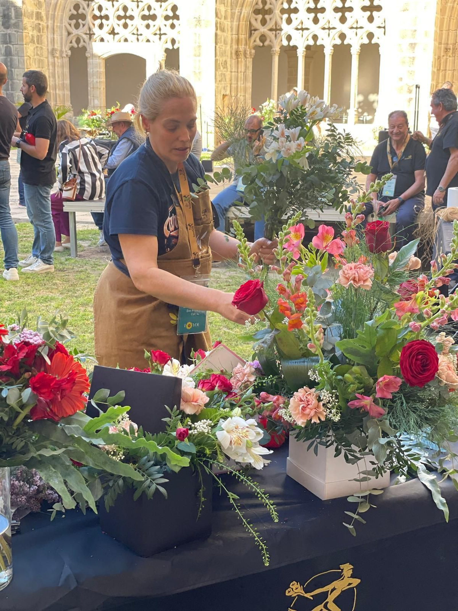 Así se está celebrando en Jerez el concurso Mejor Artesano Florista Así se está celebrando en Jerez el concurso Mejor Artesano Florista