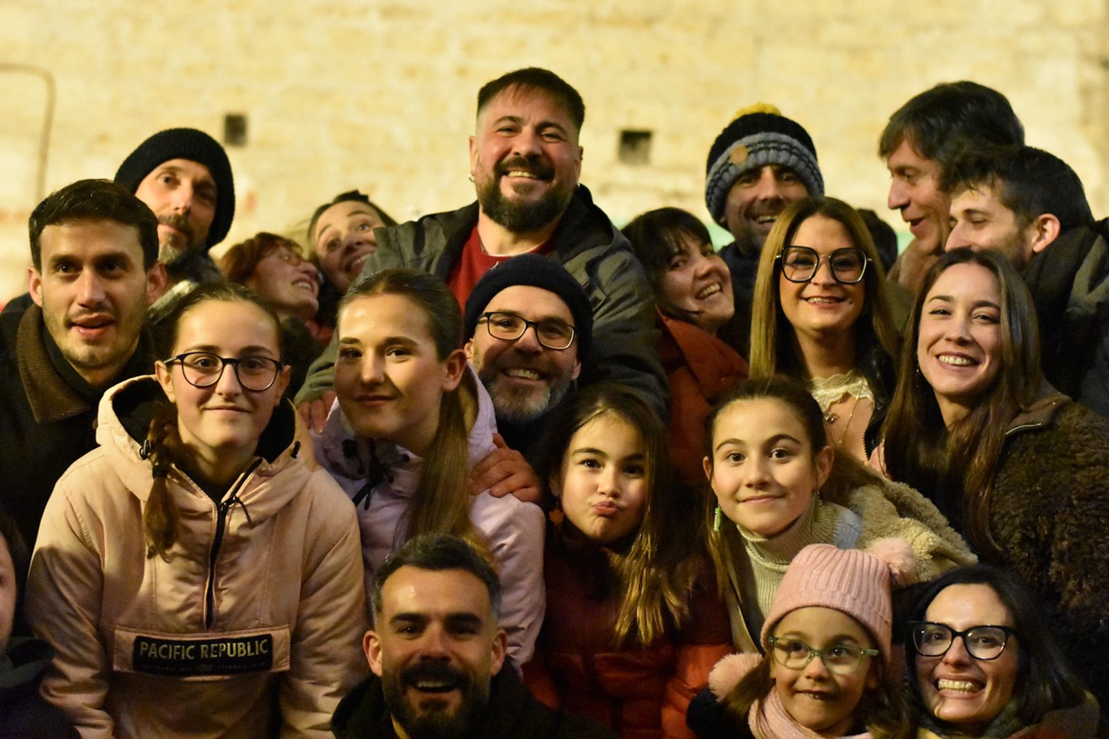 Jaén brilla y disfruta al fuego de las lumbres de San Antón